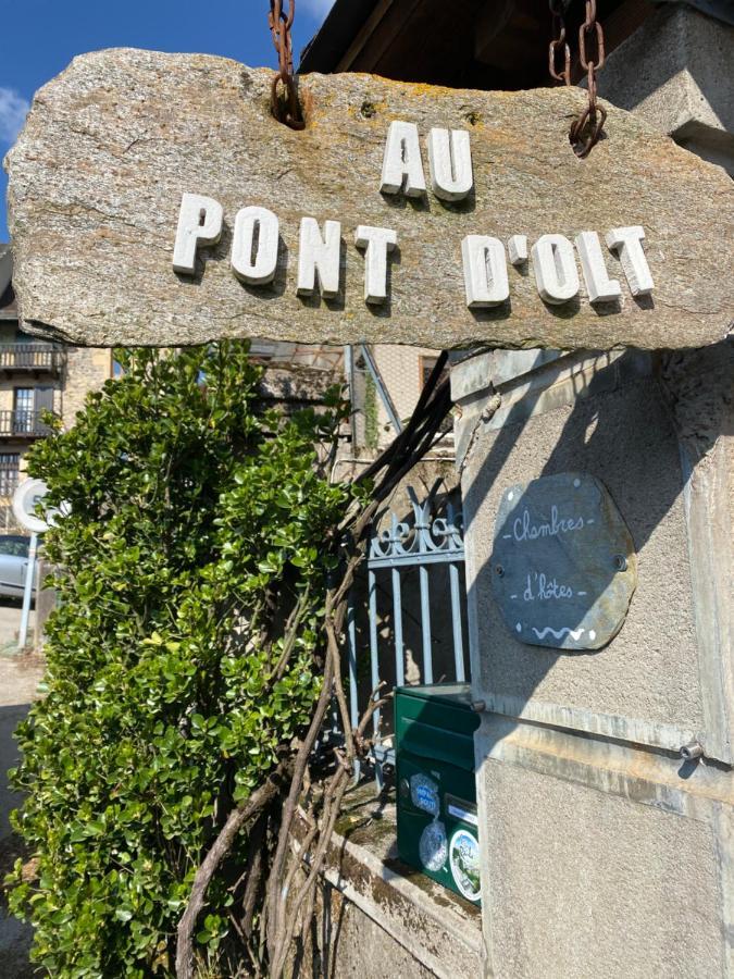 מלון Saint-Côme-dʼOlt Au Pont D'Olt מראה חיצוני תמונה